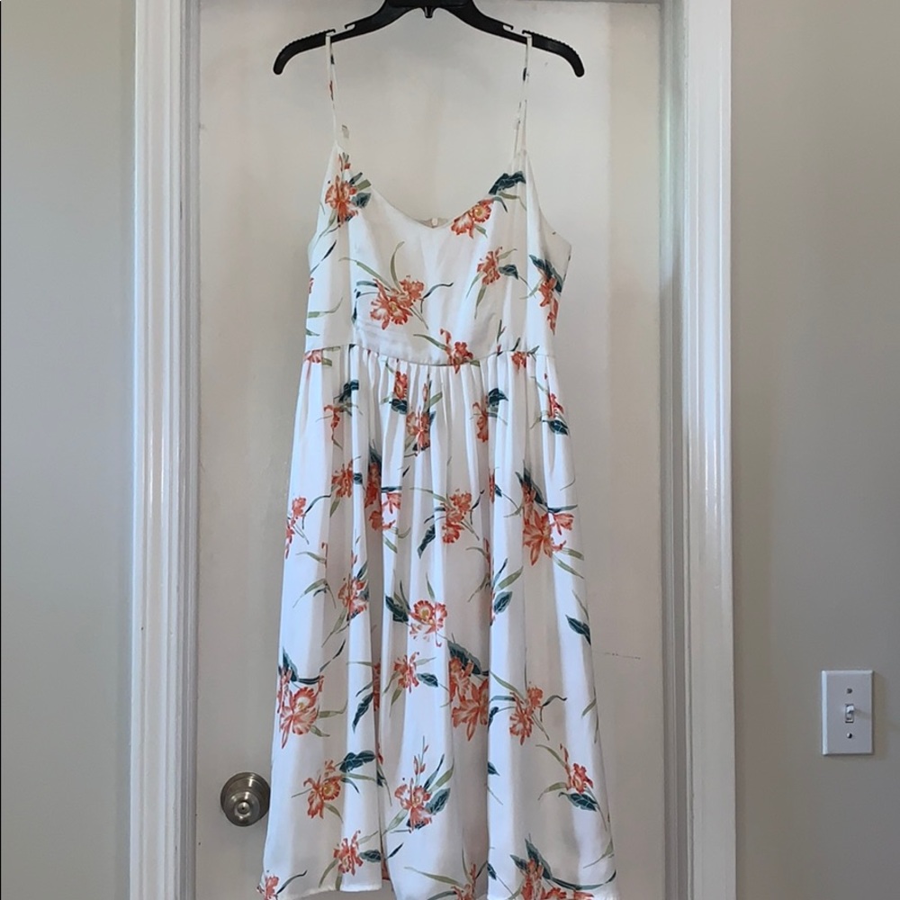 BB Dakota Flower Dress